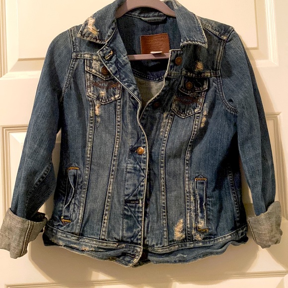 Distressed A&F Jean Jacket - Picture 2 of 5